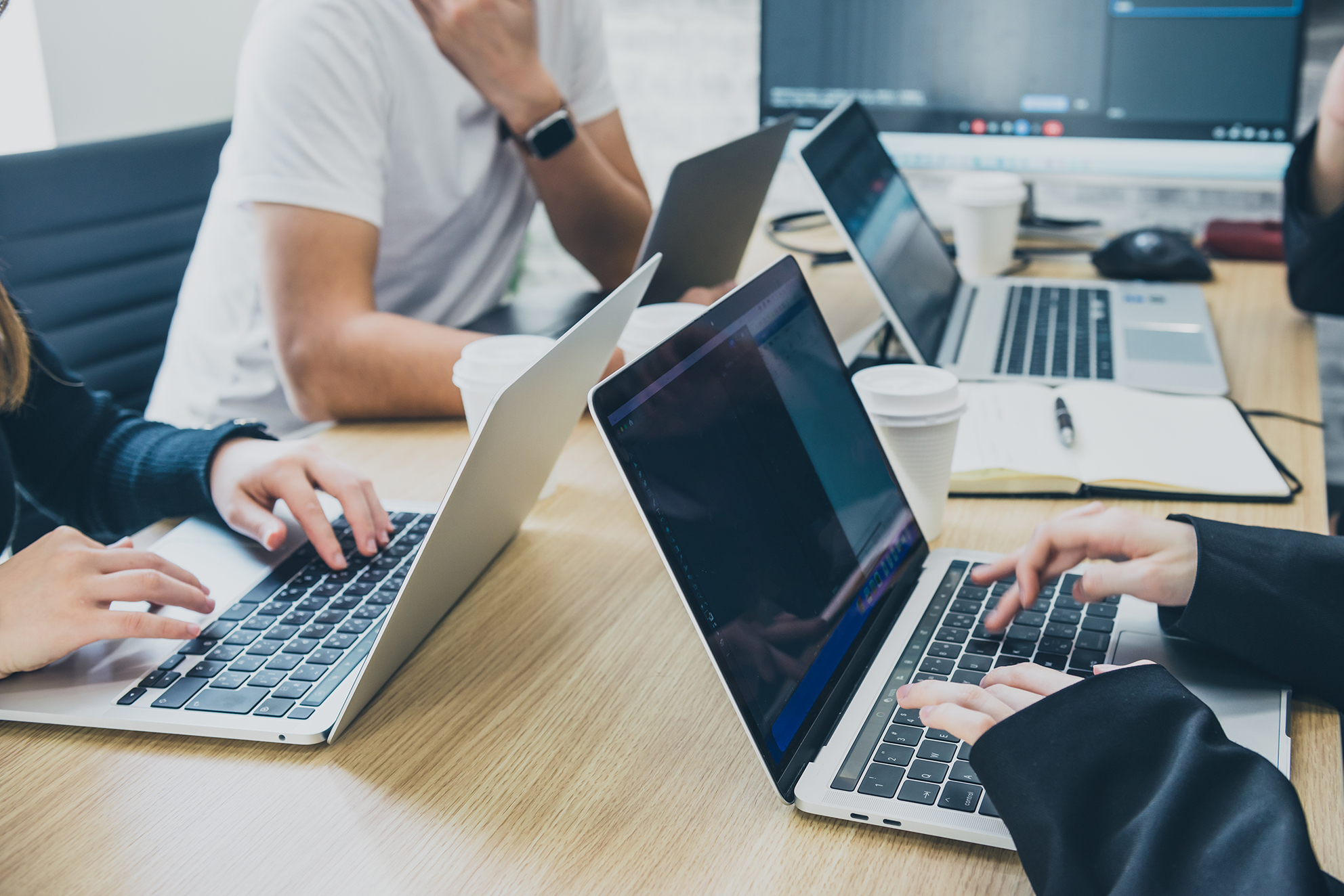 専門チームが要望に応じて柔軽に提案 イメージ